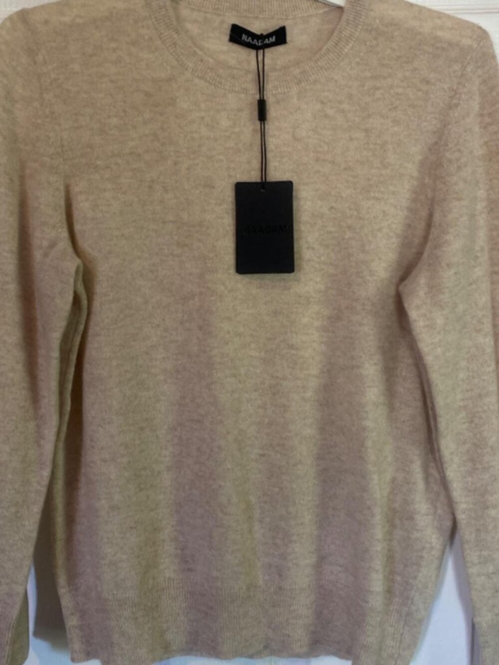 New Women's Cashmere Sweater Medium with tags Great Gift NAADAM. OATMEAL Beige